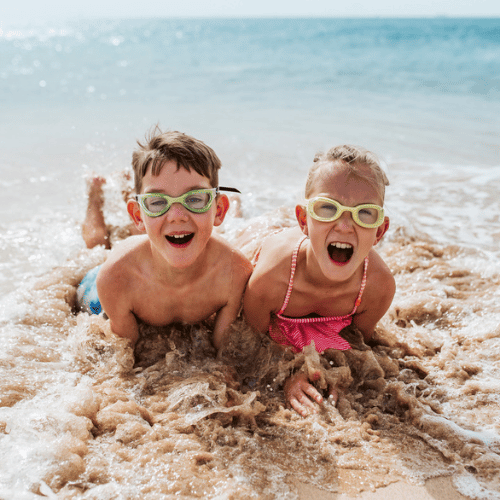 Bambini In Spiaggia